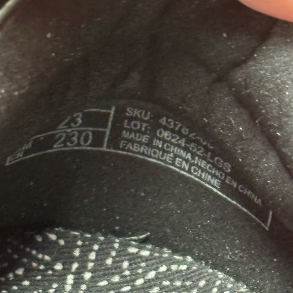 Hey Dude Women's Black Textured Flats Size 7 - Picture 5 of 6